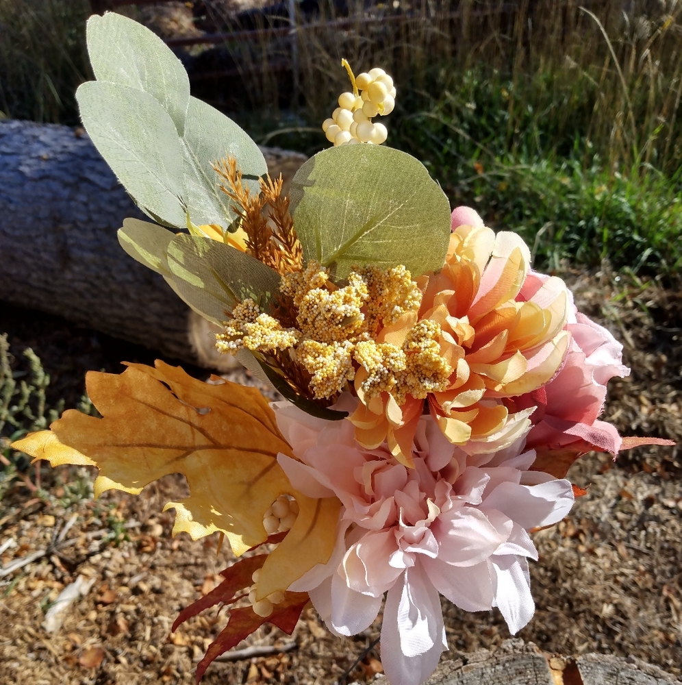 Flower decor - Picture 2 of 5